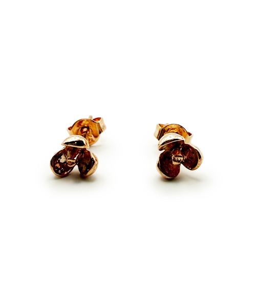 CARROLL(キャロル)の「CARROLL キャロル フラワーラデザインキャッチピアス(ピアス(両耳用)・レディース・ピンクゴールド・FREE)」の1枚目の写真