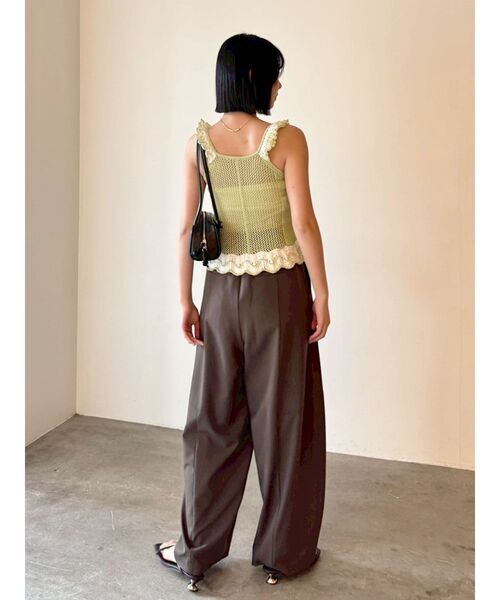 LAGUNAMOON（ラグナムーン）の「フリルデザインノースリニットプルオーバー 【夏服】（ニット/セーター・レディース・グリーン/ブラック/ベージュ・FREE）」の15枚目の写真
