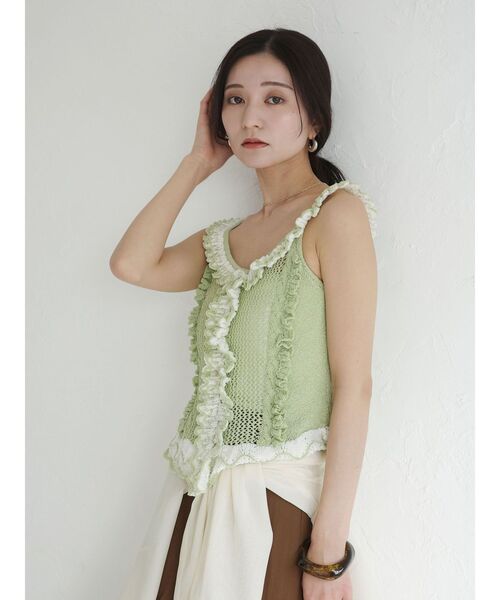 LAGUNAMOON（ラグナムーン）の「フリルデザインノースリニットプルオーバー 【夏服】（ニット/セーター・レディース・グリーン/ブラック/ベージュ・FREE）」の19枚目の写真