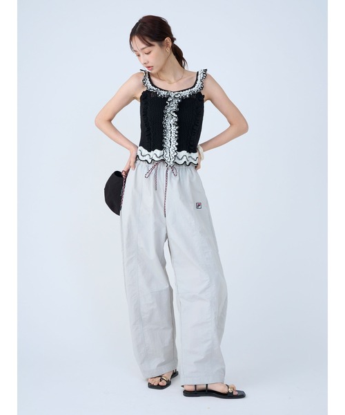 LAGUNAMOON（ラグナムーン）の「フリルデザインノースリニットプルオーバー 【夏服】（ニット/セーター・レディース・グリーン/ブラック/ベージュ・FREE）」の5枚目の写真