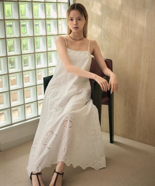 LAULEN（ローレン）の「cotton embroidery camisole long dress /コットンエンブロイダリーキャミソールワンピース（ワンピース・レディース・ホワイト/ブラック・FREE）」の9枚目の写真