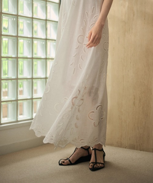 LAULEN（ローレン）の「cotton embroidery camisole long dress /コットンエンブロイダリーキャミソールワンピース（ワンピース・レディース・ホワイト/ブラック・FREE）」の18枚目の写真