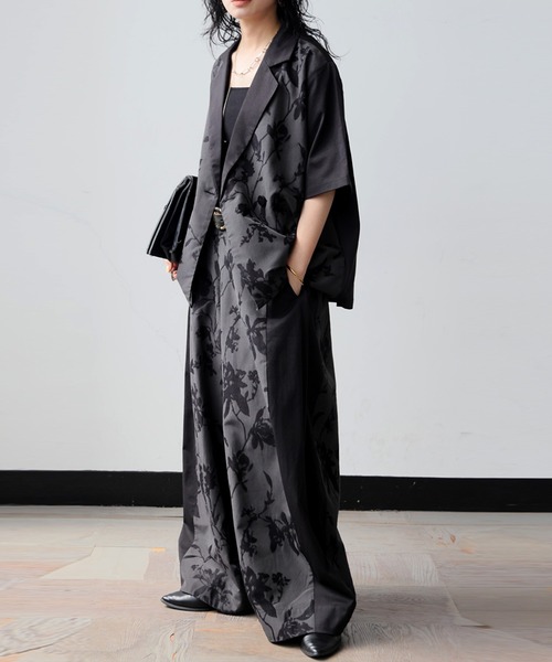 antiqua(アンティカ)の「花柄 ワイドパンツ(その他パンツ・レディース・ダークグレー/アイボリー・LARGE/MEDIUM)」の9枚目の写真