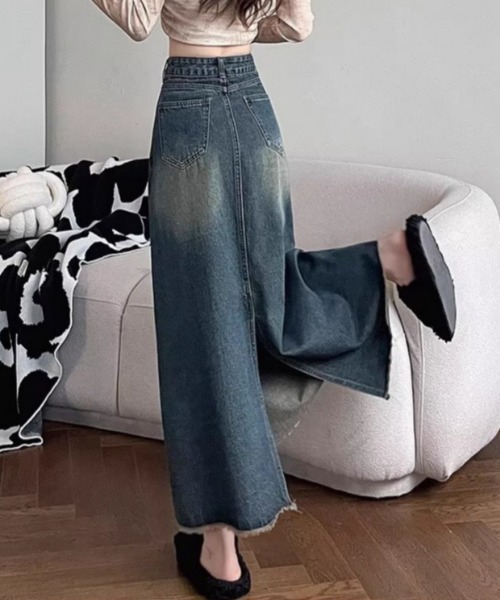 NANEA(ナネア)の「斜め切替フリンジヘム デニムロングフレアスカート(デニムスカート・レディース・ブルー・LARGE/MEDIUM/SMALL)」の10枚目の写真