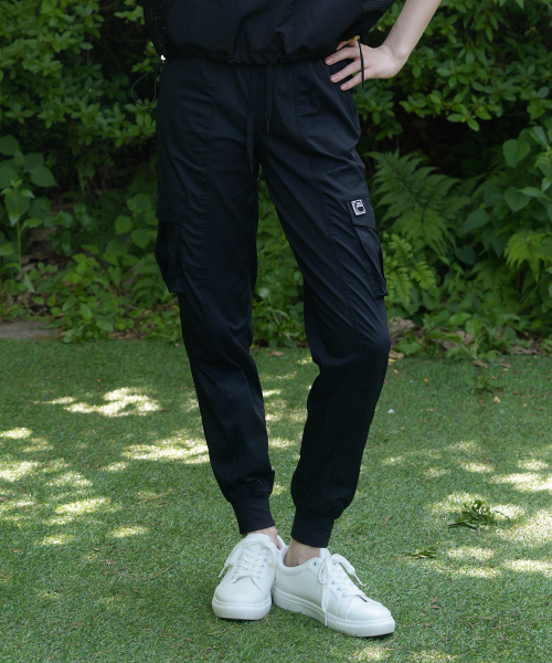 MONBIRDIE GOLF(モンバーディーゴルフ)の「エマアイス機能性ジョガーパンツ BLACK(その他パンツ・レディース・ブラック・SMALL/MEDIUM)」の1枚目の写真