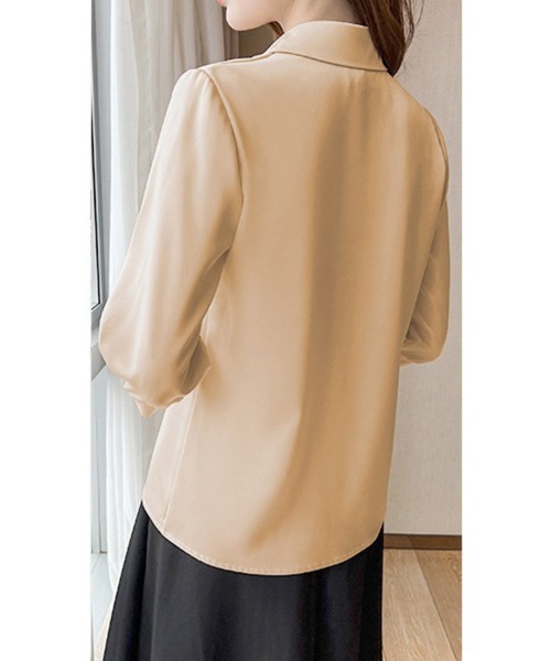 ONEP STAR(ワンピスター)の「サテン七分袖ブラウス(シャツ/ブラウス・レディース・ホワイト/ベージュ/イエロー/ブルー・MEDIUM/LARGE/X-LARGE)」の20枚目の写真