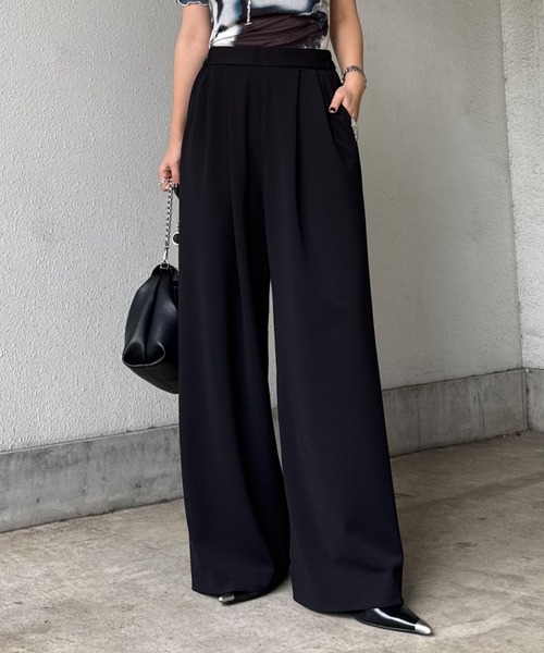 Lui's(ルイス)の「ポンチ2タックワイドパンツ 26aw(スラックス・レディース・ブラック/オフホワイト/チャコールグレー・36/38)」の20枚目の写真