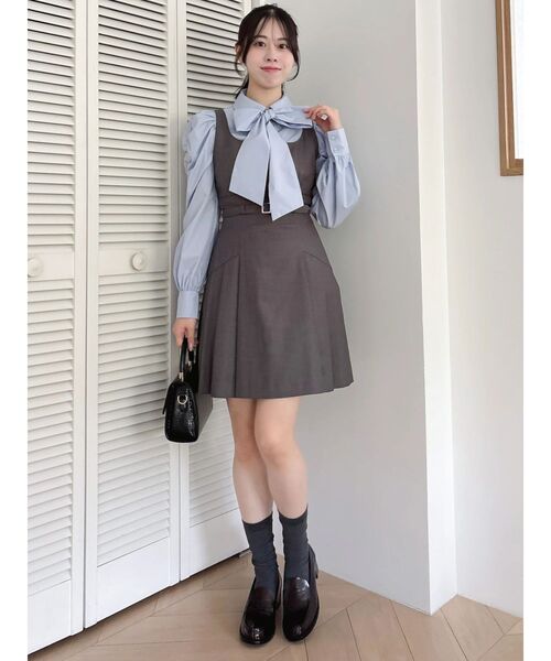 dazzlin（ダズリン）の「ベルトミニジャンスカ（ジャンパースカート・レディース・ベージュ/その他1/チャコールグレー・MEDIUM/SMALL）」の6枚目の写真