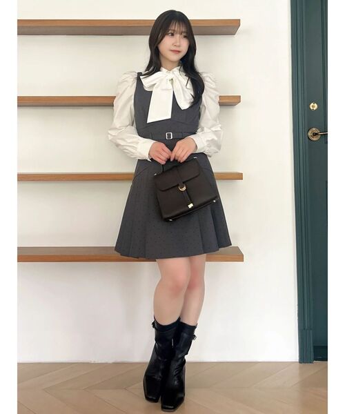 dazzlin（ダズリン）の「ベルトミニジャンスカ（ジャンパースカート・レディース・ベージュ/その他1/チャコールグレー・MEDIUM/SMALL）」の19枚目の写真