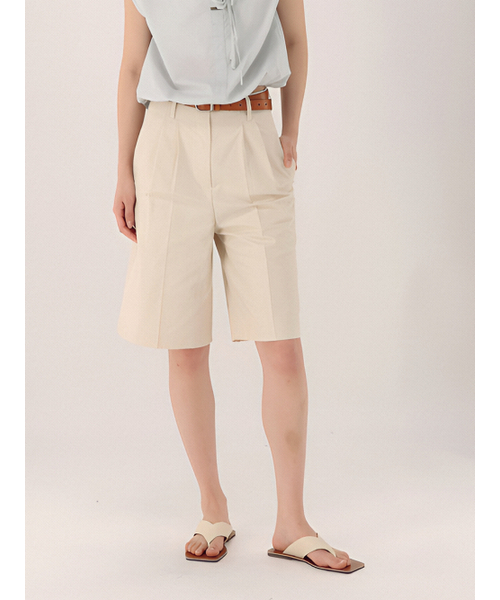 ACUD(アクド)の「Contour Bermuda Pants _Beige(その他パンツ・レディース・Beige・SMALL/MEDIUM)」の4枚目の写真