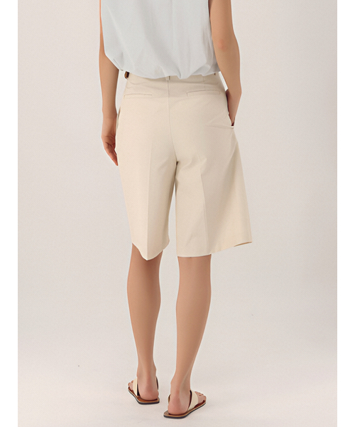 ACUD(アクド)の「Contour Bermuda Pants _Beige(その他パンツ・レディース・Beige・SMALL/MEDIUM)」の5枚目の写真
