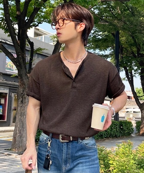 NOWLE(ノウル)の「【NOWLE】凹凸ワッフル サーマル ヘンリーネック 半袖 Tシャツ/ アーバンリラックス ショートスリーブ トップス(Tシャツ/カットソー・メンズ・ブラック/ホワイト/ダークブラウン/グレー/ネイビー・LARGE/X-LARGE/MEDIUM/SMALL)」の20枚目の写真
