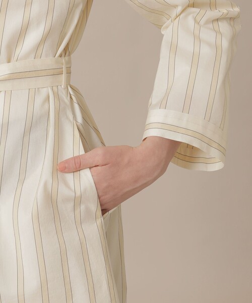 MACKINTOSH LONDON(マッキントッシュ ロンドン)の「【WEB・一部店舗限定】コットンシルクストライプコートドレス(トレンチコート・レディース・ベージュ・38)」の6枚目の写真