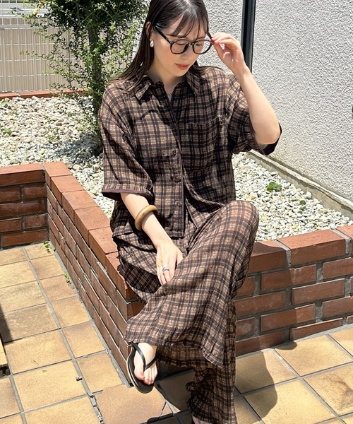 cepo(セポ)の「〈セットアップ対応〉シアープリーツチェックイージーパンツ(その他パンツ・レディース・ブラック系その他/ブラウン系その他・M)」の4枚目の写真