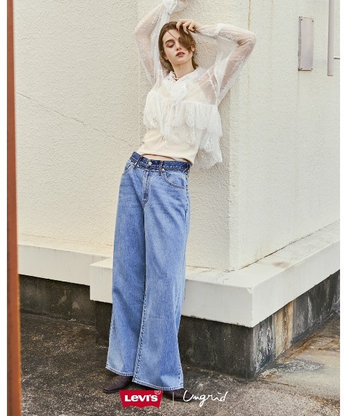 Ungrid(アングリッド)の「Levi's別注 CINCH WIDE LEG REMAKE DENIM(デニムパンツ・レディース・ブルー・26inch/25inch/24inch)」の1枚目の写真