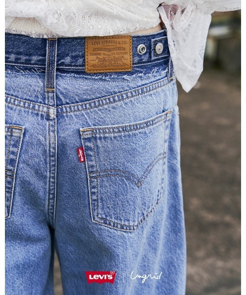 Ungrid(アングリッド)の「Levi's別注 CINCH WIDE LEG REMAKE DENIM(デニムパンツ・レディース・ブルー・26inch/25inch/24inch)」の9枚目の写真