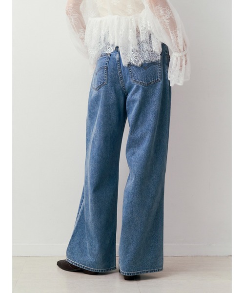 Ungrid(アングリッド)の「Levi's別注 CINCH WIDE LEG REMAKE DENIM(デニムパンツ・レディース・ブルー・26inch/25inch/24inch)」の10枚目の写真