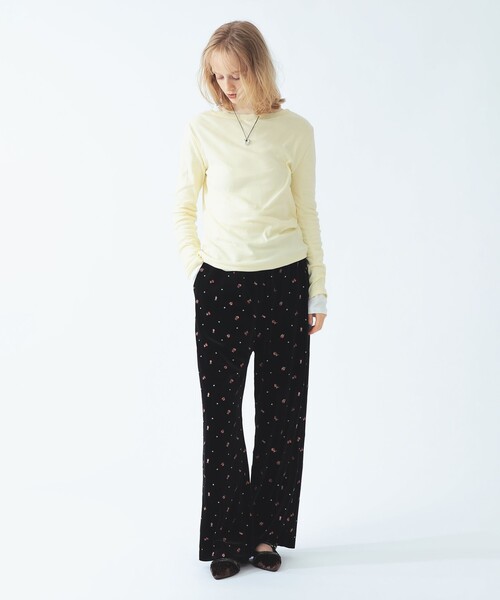 Ray BEAMS(レイビームス)の「刺繍 ベロア イージー パンツ(その他パンツ・レディース・ダークブラウン/ブラック・0/1)」の3枚目の写真