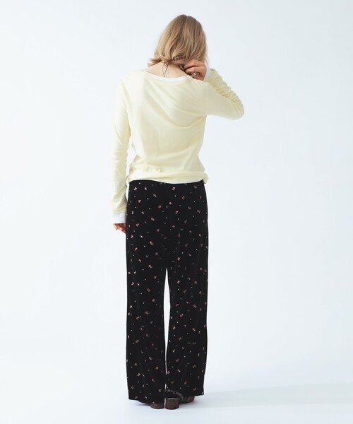 Ray BEAMS(レイビームス)の「刺繍 ベロア イージー パンツ(その他パンツ・レディース・ダークブラウン/ブラック・0/1)」の5枚目の写真