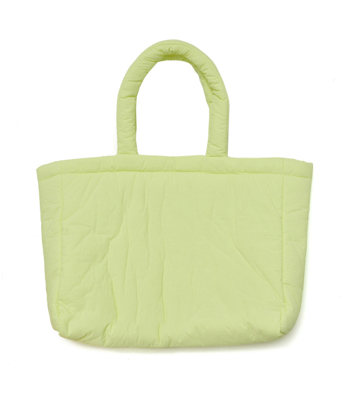 LOTSYOU(ロッツユー)の「lotsyou_Fairy tale Padding Big bag Light Yellow(ショルダーバッグ・レディース・その他・O/S)」の2枚目の写真