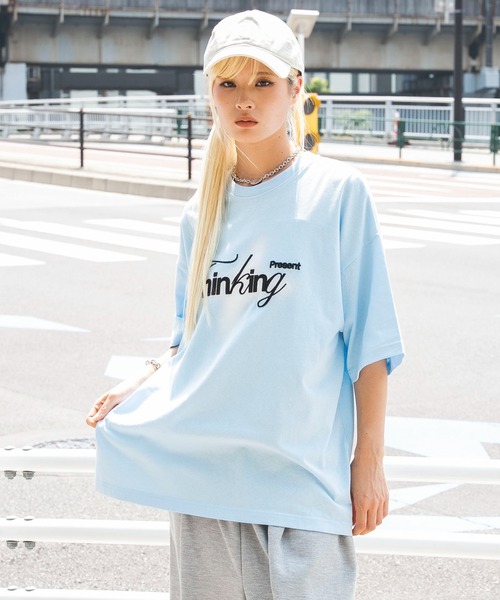 WEGO(ウィゴー)の「WEGO/接触冷感3D刺繍Tシャツ(Tシャツ/カットソー・メンズ・ホワイト/サックスブルー・MEDIUM/LARGE)」の5枚目の写真