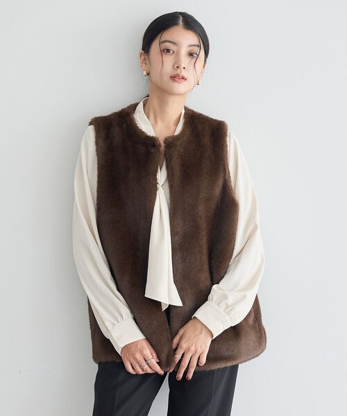 YECCA VECCA(イェッカヴェッカ)の「スカーフリング付きボウタイブラウス(シャツ/ブラウス・レディース・ブルー系その他7/マルチ/ネイビー/アイボリー・FREE)」の6枚目の写真