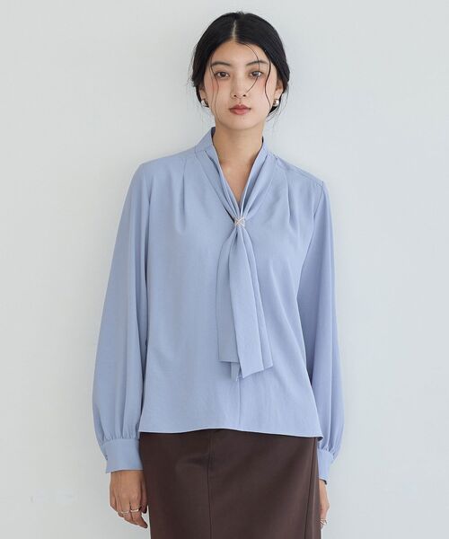 YECCA VECCA(イェッカヴェッカ)の「スカーフリング付きボウタイブラウス(シャツ/ブラウス・レディース・ブルー系その他7/マルチ/ネイビー/アイボリー・FREE)」の11枚目の写真
