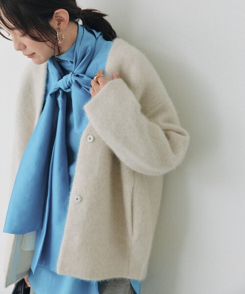 RIVE DROITE(リヴドロワ)の「ヘアリーウールノーカラージャケット(オフィスカジュアル/秋服/冬服)(ノーカラージャケット・レディース・グレー系その他/ライトベージュ・FREE)」の2枚目の写真