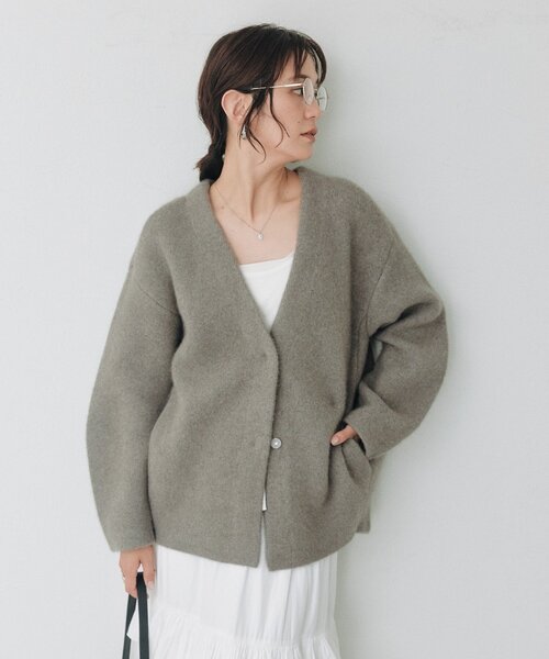 RIVE DROITE(リヴドロワ)の「ヘアリーウールノーカラージャケット(オフィスカジュアル/秋服/冬服)(ノーカラージャケット・レディース・グレー系その他/ライトベージュ・FREE)」の21枚目の写真