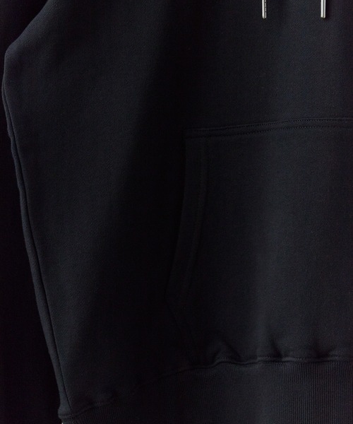 FACETASM(ファセッタズム)の「FACETASM/ファセッタズム × NEW ERA/ニューエラ LOGO Hoodie コラボロゴ カンガルーポケット プルオーバーパーカー 2026年 夏 夏服(パーカー・メンズ・ブラック・M/L)」の5枚目の写真