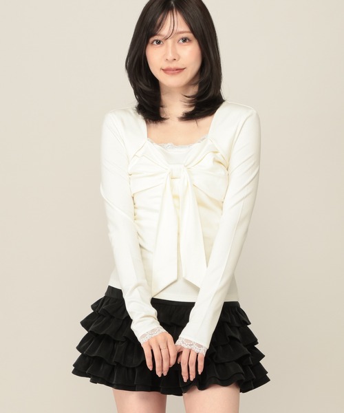 Heather(ヘザー)の「レーストリムリボンカットソー 1077825(Tシャツ/カットソー・レディース・ブラック/アイボリー/ベージュ系・FREE)」の1枚目の写真