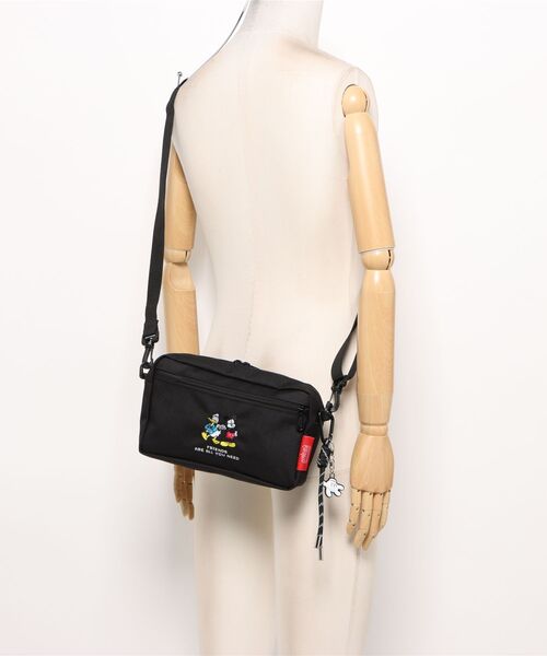 Manhattan Portage(マンハッタンポーテージ)の「Manhattan Portage/マンハッタンポーテージ ショルダーバック "ミッキー&フレンズ コレクション" JOGGER(L)JPN VER/MICKEY/26 MP1404L2MIC26(ショルダーバッグ・メンズ・ブラック・FREE)」の5枚目の写真