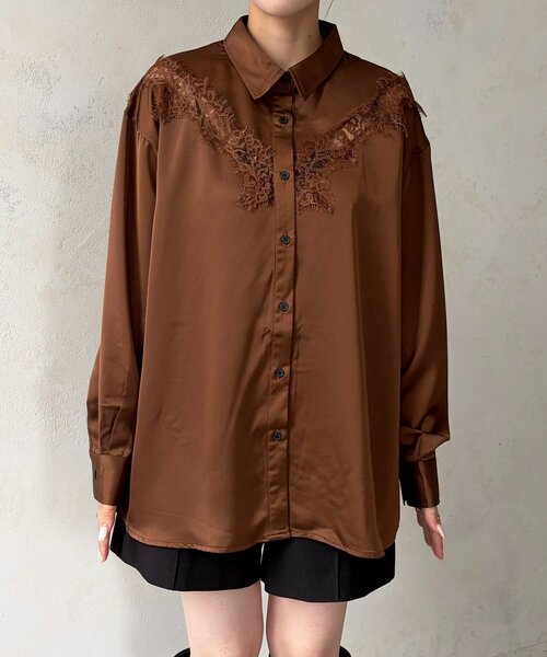 Thevon(ゼボン)の「レース切替サテンシャツ(シャツ/ブラウス・レディース・ボルドー/ブラック/アイボリー/ブラウン・FREE)」の21枚目の写真