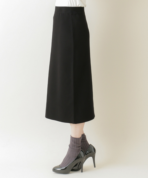 URBAN RESEARCH（アーバンリサーチ）の「UR  ミラノリブタイトスカート	（スカート・レディース・オフホワイト/ブラック/カーキ・FREE）」の10枚目の写真