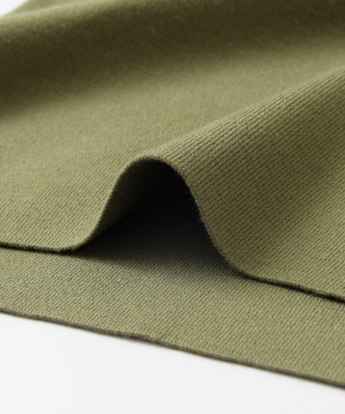 URBAN RESEARCH（アーバンリサーチ）の「UR  ミラノリブタイトスカート	（スカート・レディース・オフホワイト/ブラック/カーキ・FREE）」の14枚目の写真