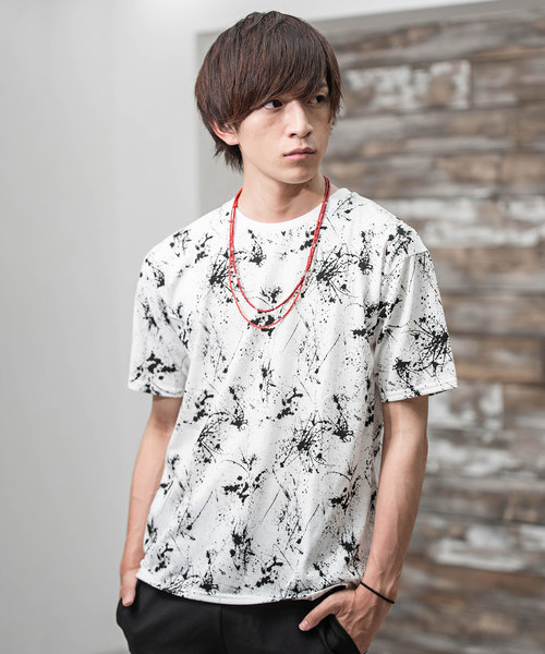 MinoriTY（マイノリティ）の「総柄Ｔシャツ（Tシャツ/カットソー・メンズ・ホワイト系その他/ブラック系その他/ホワイト系その他2/ブラック系その他2/ホワイト系その他3/ベージュ系その他/ホワイト系その他4/ブルー系その他・M/L）」の5枚目の写真