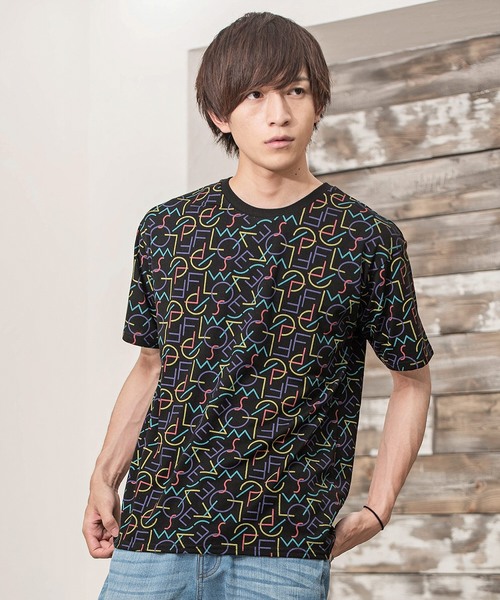 MinoriTY（マイノリティ）の「総柄Ｔシャツ（Tシャツ/カットソー・メンズ・ホワイト系その他/ブラック系その他/ホワイト系その他2/ブラック系その他2/ホワイト系その他3/ベージュ系その他/ホワイト系その他4/ブルー系その他・M/L）」の7枚目の写真