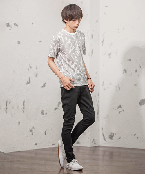 MinoriTY（マイノリティ）の「総柄Ｔシャツ（Tシャツ/カットソー・メンズ・ホワイト系その他/ブラック系その他/ホワイト系その他2/ブラック系その他2/ホワイト系その他3/ベージュ系その他/ホワイト系その他4/ブルー系その他・M/L）」の11枚目の写真