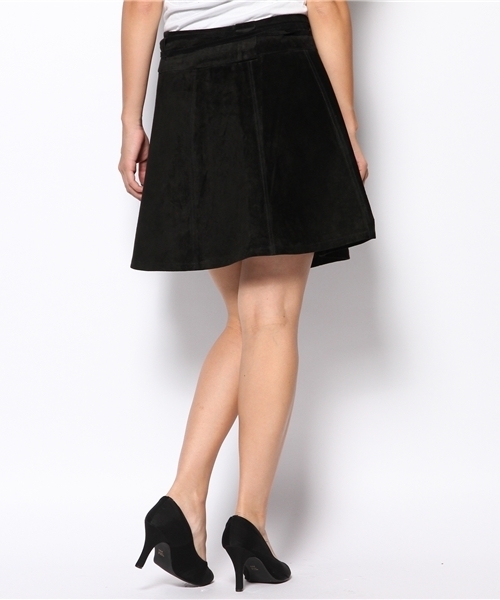 BEAMS BOY（ビームスボーイ）の「◎BEAMS BOY / PIGスエード ラップスカート（スカート・レディース・ブラック/ライトブラウン/ダークブラウン・ONE SIZE）」の5枚目の写真