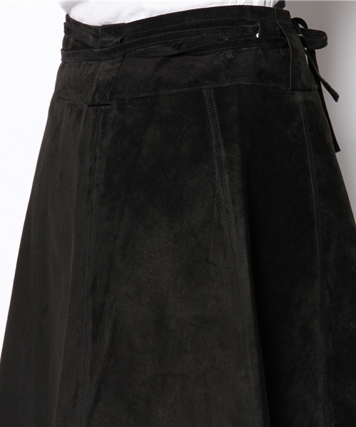 BEAMS BOY（ビームスボーイ）の「◎BEAMS BOY / PIGスエード ラップスカート（スカート・レディース・ブラック/ライトブラウン/ダークブラウン・ONE SIZE）」の7枚目の写真