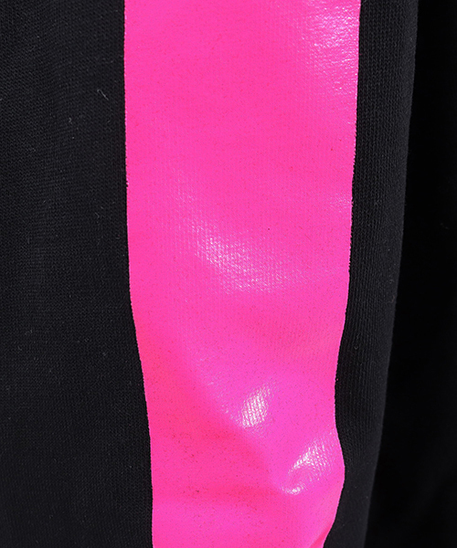 CAMBIO（カンビオ）の「mpa1956-Relax Fit Neon Line Parka パーカー（パーカー・メンズ・ブラック×ピンク/グレー系その他/ベージュ系その他・M/L）」の16枚目の写真