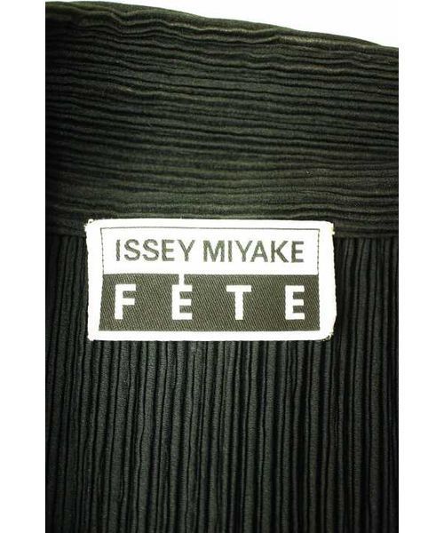 ISSEY MIYAKE  イッセイミヤケ　ツイストシワ加工テーラードジャケット ISSEY MIYAKE イッセイミヤケ ツイストシワ加工テーラードジャケット