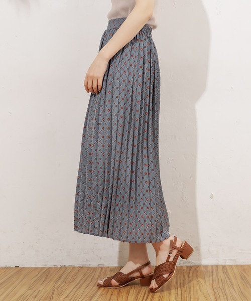 natural couture（ナチュラルクチュール）の「アンティークデシンプリーツスカート（スカート・レディース・ブラック/サックスブルー/アイボリー/モカ/ブルー系その他/グレイッシュベージュ・FREE）」の12枚目の写真