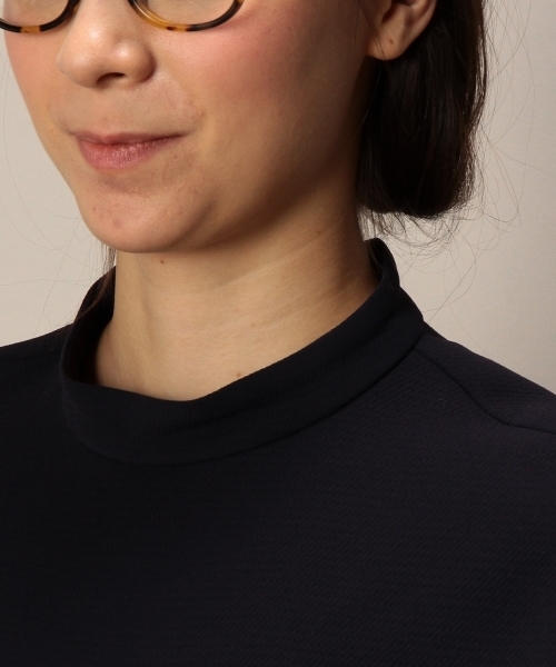 BEAUTY&YOUTH UNITED ARROWS（ビューティーアンドユースユナイテッドアローズ）の「BYMC エステルドビーハイネック7分袖プルオーバー ◆（シャツ/ブラウス・レディース・ホワイト/ネイビー・フリー）」の7枚目の写真