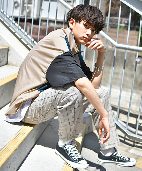 kutir（クティール）の「【ウルトラルーズシルエット】肩配色ハーフジッププルオーバー（シャツ/ブラウス・メンズ・ブラック/ベージュ/グリーン/ラベンダー・MEDIUM/LARGE）」の12枚目の写真