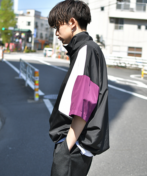 kutir（クティール）の「【ウルトラルーズシルエット】肩配色ハーフジッププルオーバー（シャツ/ブラウス・メンズ・ブラック/ベージュ/グリーン/ラベンダー・MEDIUM/LARGE）」の18枚目の写真