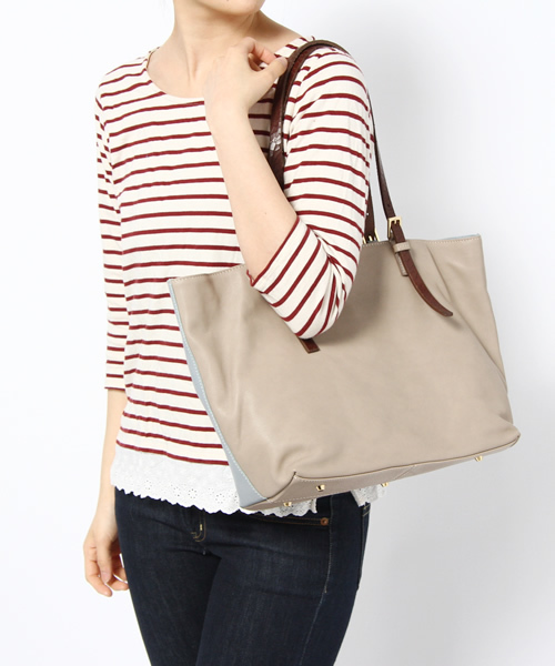 PAPILLONNER(パピヨネ)の「POPCORN(ショルダーバッグ・レディース・ベージュ・FREE)」の2枚目の写真