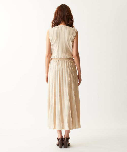 EMMEL REFINES（エメルリファインズ）の「〔ハンドウォッシャブル〕FC HW プリーツライク ノースリーブワンピース（ワンピース・レディース・ベージュ/ナチュラル・FREE）」の14枚目の写真