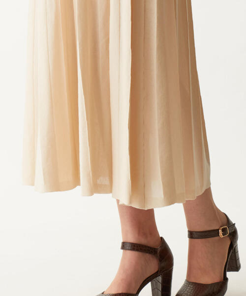 EMMEL REFINES（エメルリファインズ）の「〔ハンドウォッシャブル〕FC HW プリーツライク ノースリーブワンピース（ワンピース・レディース・ベージュ/ナチュラル・FREE）」の12枚目の写真