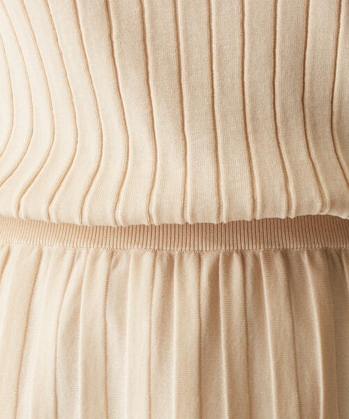 EMMEL REFINES（エメルリファインズ）の「〔ハンドウォッシャブル〕FC HW プリーツライク ノースリーブワンピース（ワンピース・レディース・ベージュ/ナチュラル・FREE）」の13枚目の写真